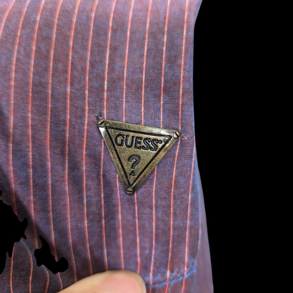 Guess Men's Burgundy Striped Button Down Shirt With Raw Hem Size XXL - Picture 5 of 10